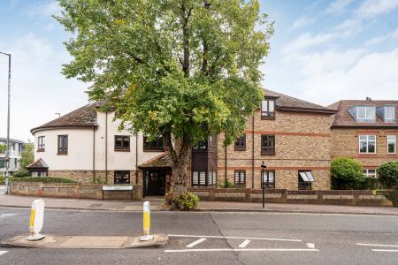 1 bedroom Flat for sale in Beaumonds Upper Marlborough Road, St Albans, AL1