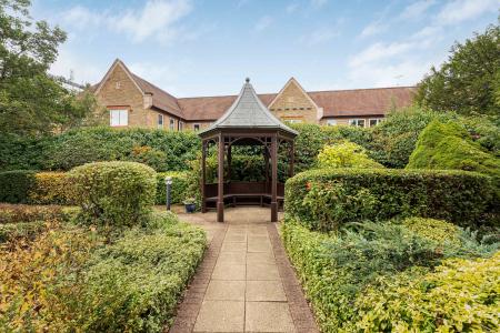 1 bedroom Flat for sale in Beaumonds Upper Marlborough Road, St Albans, AL1
