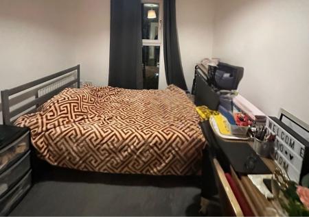 2 bedroom Flat to let in Parkhouse Court, Hatfield, AL10