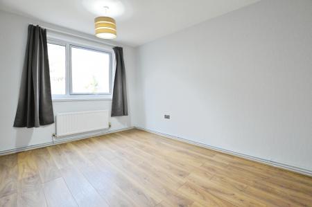 2 bedroom Flat to let in Lectern Lane, St Albans, AL1