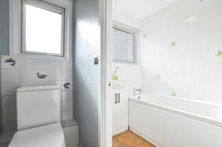 2 bedroom Flat to let in Lectern Lane, St Albans, AL1