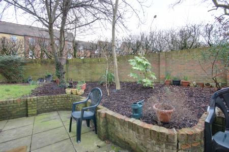 4 bedroom Terraced House to let in Batterdale, Hatfield, AL9