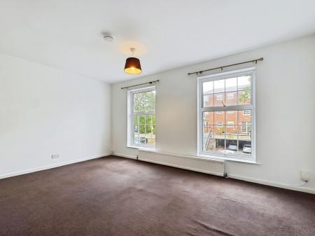 4 bedroom Terraced House to let in Batterdale, Hatfield, AL9