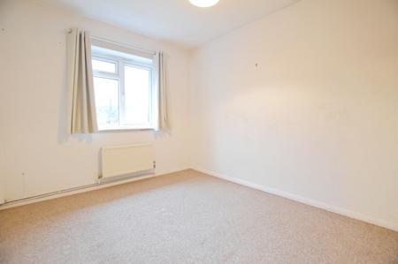 1 bedroom Flat to let in Hughenden Road, St Albans, AL4