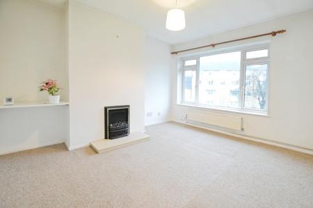1 bedroom Flat to let in Hughenden Road, St Albans, AL4