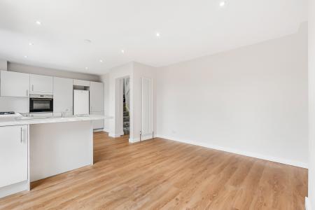 3 bedroom Semi-detached house for sale in Old London Road, St Albans, AL1