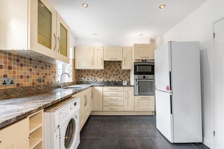 3 bedroom Terraced House for sale in Doggetts Way, St Albans, AL1
