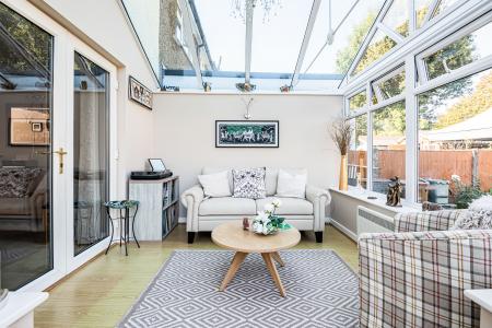 3 bedroom Terraced House for sale in Coombes Road, London Colney, AL2