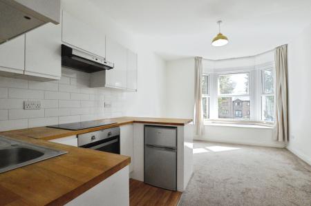 1 bedroom Flat to let in 23 Granville Road, St Albans, AL1
