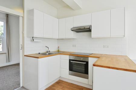 1 bedroom Flat to let in 23 Granville Road, St Albans, AL1