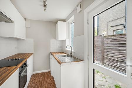 2 bedroom Detached house for sale in Culver Road, St Albans, AL1