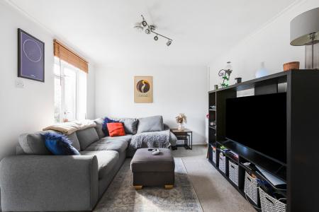 1 bedroom Terraced House for sale in Tilsworth Walk, St Albans, AL4