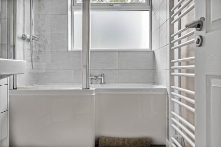 4 bedroom Town house for sale in Abbots Park, St Albans, AL1