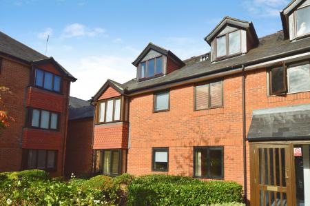 2 bedroom Duplex to let in Granville Road, St Albans, AL1