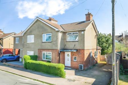 3 bedroom Detached house to let in Wellington Road, St Albans, AL1