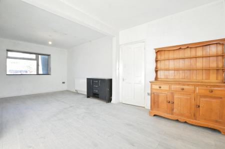 3 bedroom Detached house to let in Wellington Road, St Albans, AL1