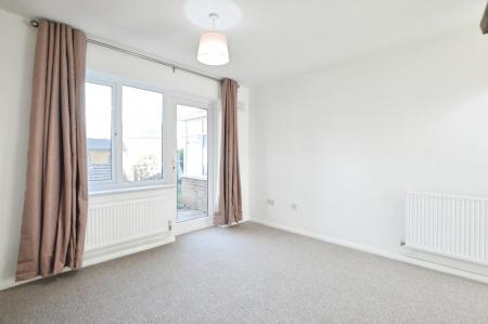 1 bedroom Semi-detached house for sale in Wilstone Drive, Jersey Farm, St Albans, AL4