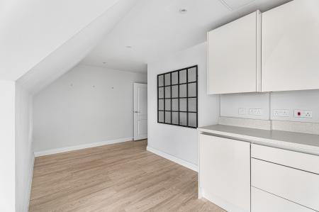 2 bedroom Flat for sale in Verona Court Roland Street, St Albans, AL1