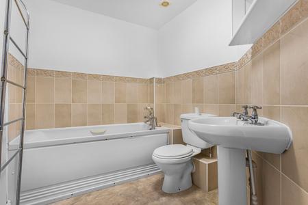 3 bedroom Terraced House to let in Lavender Close, Hatfield, AL10