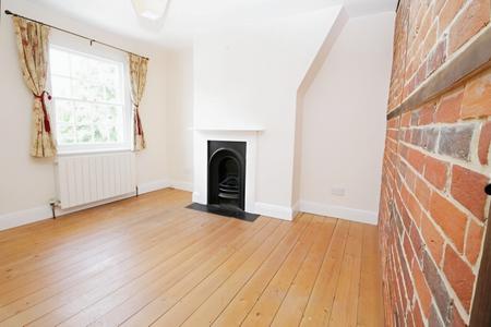 2 bedroom House to let in Portland Street, St Albans, AL3