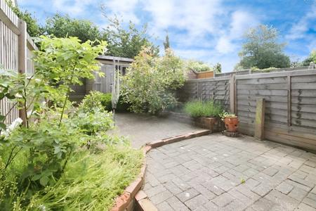 2 bedroom House to let in Portland Street, St Albans, AL3
