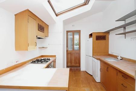 2 bedroom House to let in Portland Street, St Albans, AL3