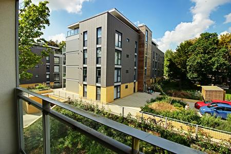 2 bedroom Flat to let in Newsom Place, St Albans, AL1