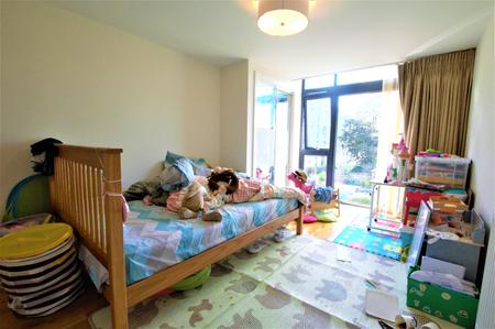 2 bedroom Flat to let in Newsom Place, St Albans, AL1