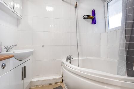 2 bedroom Flat for sale in Belmont Court Belmont Hill, St Albans, AL1