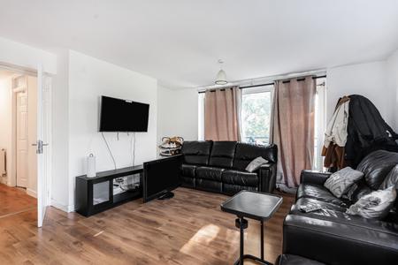 2 bedroom Flat for sale in Belmont Court Belmont Hill, St Albans, AL1