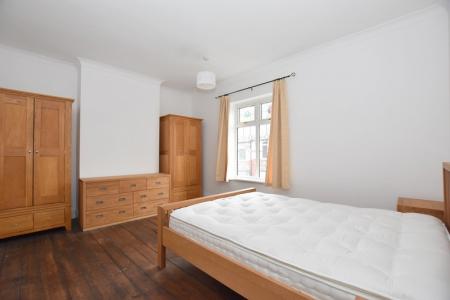 2 bedroom Terraced House for sale in Ashfields New Road, Newcastle-under-Lyme, ST5