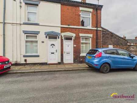2 bedroom End of terrace house for sale in Brakespeare Street, Goldenhill, Stoke-on-Trent, ST6
