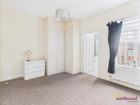2 bedroom Terraced House for sale in Coronation Road, Newcastle-under-Lyme, ST5