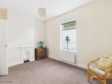 2 bedroom Terraced House for sale in Coronation Road, Newcastle-under-Lyme, ST5