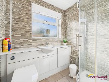 2 bedroom Bungalow for sale in Coyney Grove, Weston Coyney, ST3