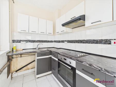 3 bedroom Terraced House for sale in Frank Street, Penkhull, Penkhull, ST4