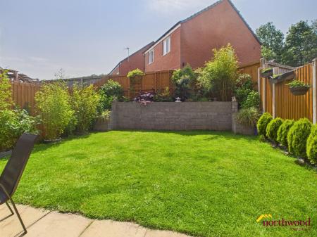 3 bedroom Semi-detached house for sale in Philip Clarke Drive, Basford Newcastle under Lyme, ST4