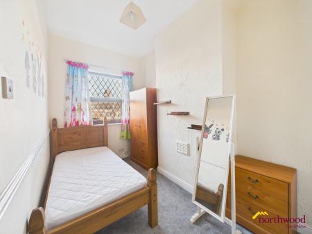 2 bedroom Terraced House to let in Langley Street, Basford Newcastle under Lyme, ST4