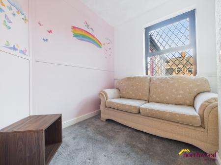 2 bedroom Terraced House to let in Langley Street, Basford Newcastle under Lyme, ST4