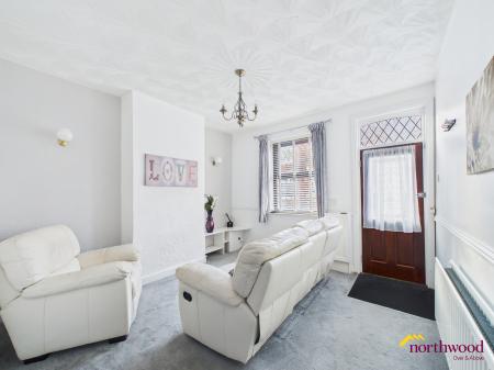 2 bedroom Terraced House to let in Langley Street, Basford Newcastle under Lyme, ST4