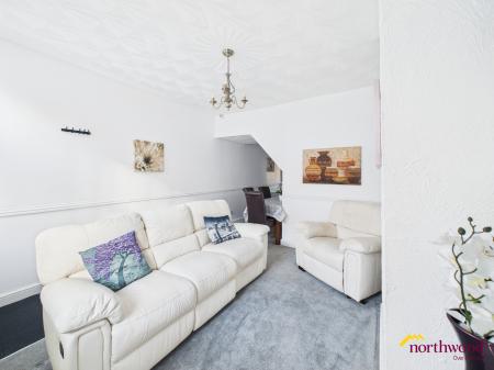 2 bedroom Terraced House to let in Langley Street, Basford Newcastle under Lyme, ST4