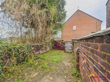 2 bedroom Terraced House for sale in Jervis Street, Hanley, ST1