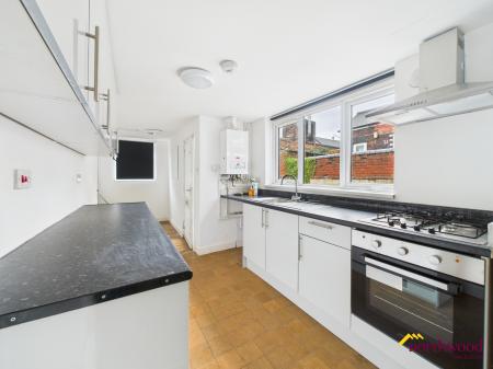 2 bedroom Semi-detached house for sale in Meir Road, Meir, Stoke-on-Trent, ST3