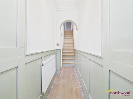 4 bedroom End of terrace house for sale in Oriel Street, Stoke-on-Trent, ST4