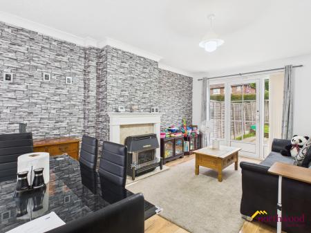 3 bedroom Semi-detached house for sale in Sandon Road, Meir, Stoke-on-Trent, ST3