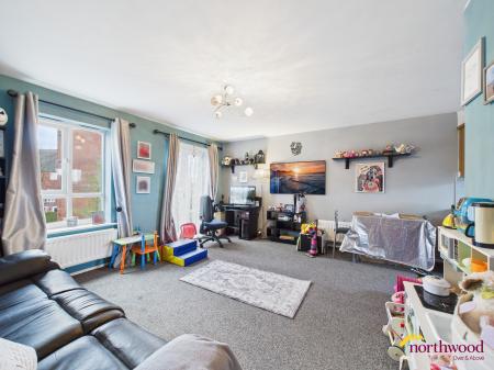 2 bedroom Flat for sale in Greenhead Street, Burslem, ST6