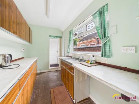 2 bedroom Terraced House for sale in Coronation Rd, Hartshill, ST4