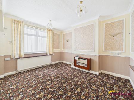 3 bedroom Town house for sale in Barnfield Road, Burslem, ST6