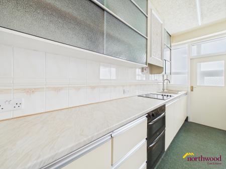 3 bedroom Town house for sale in Barnfield Road, Burslem, ST6