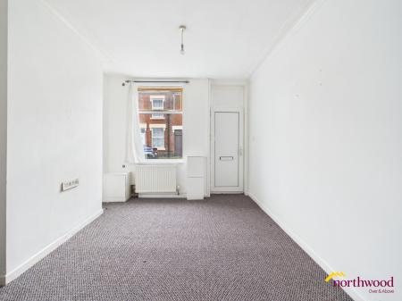 2 bedroom Terraced House to let in Winifred Street, Hanley, ST1